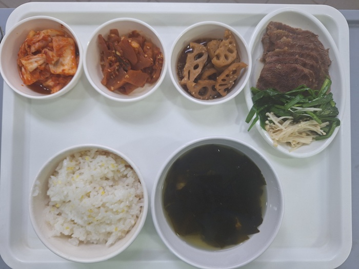 27d50dd613958ef46edd7ee78f4f9aa9_1752197