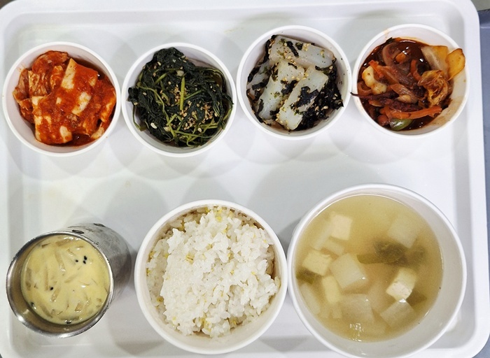 5c8b68ad485fd1c65c60bd1440fab533_1755749