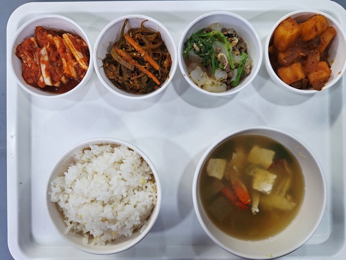 fac1ac3688b5b56676122a09ac8f7c3f_1755132