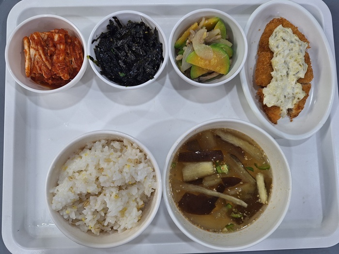 fac1ac3688b5b56676122a09ac8f7c3f_1755133