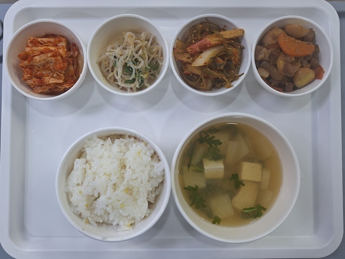 e37f3b503b69b51eb00eae8096c7bc6c_1758159