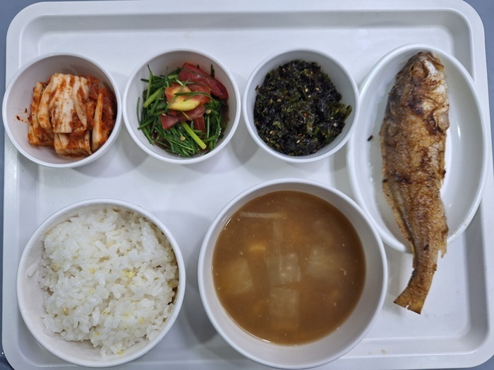 0cd5630b9b85eb00f65b79fe7f2e4577_1760077