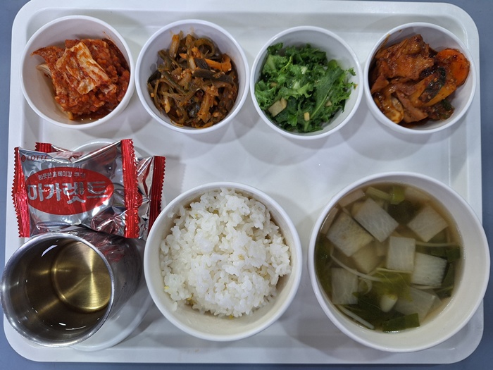 0cd5630b9b85eb00f65b79fe7f2e4577_1760079