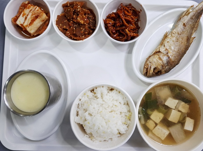 0cd5630b9b85eb00f65b79fe7f2e4577_1760079