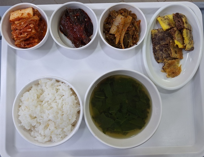 868382e3b4ca0dd55bcae419dd53cf85_1764135