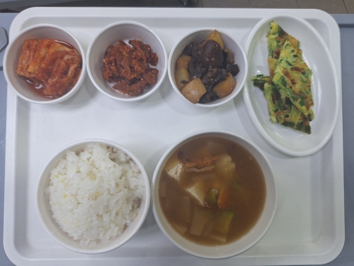 1639384cfb7d94115ba3ebb93c64d62c_1764640