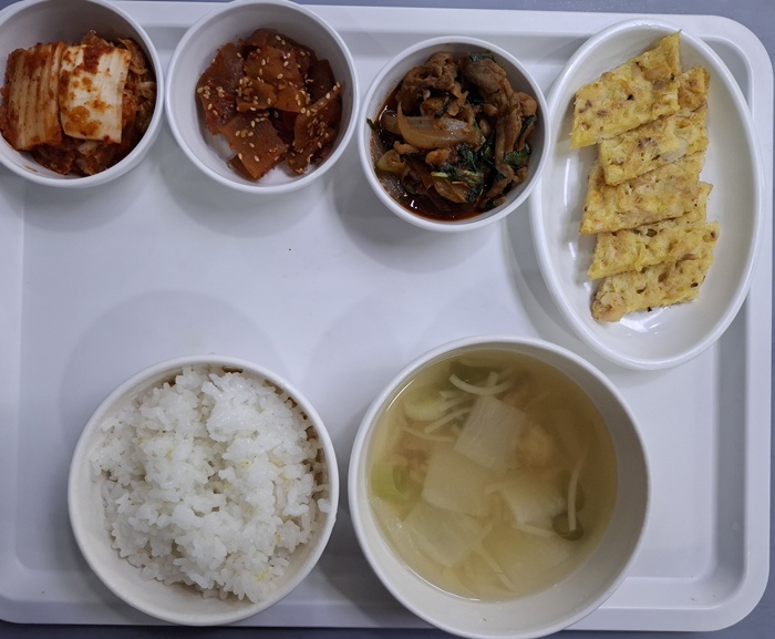 19313ab010c288c8294bd39bea3c0495_1767058