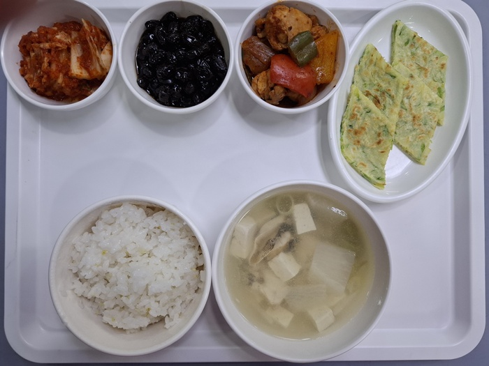 7dc47fc37031afb0b4a1d2f3326b82bd_1767836