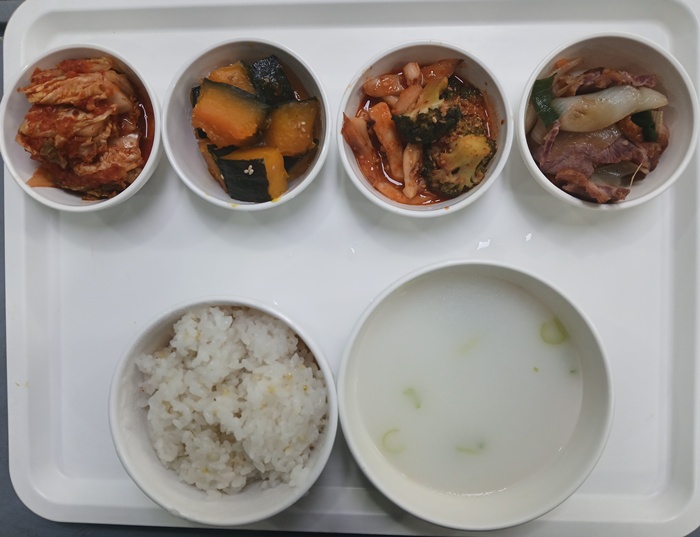 8128c9fa3108c3d8ee00aa6c6b3a017d_1771559