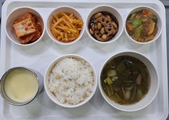 8128c9fa3108c3d8ee00aa6c6b3a017d_1771562