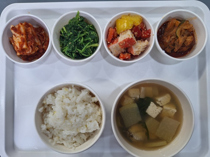 8128c9fa3108c3d8ee00aa6c6b3a017d_1771563