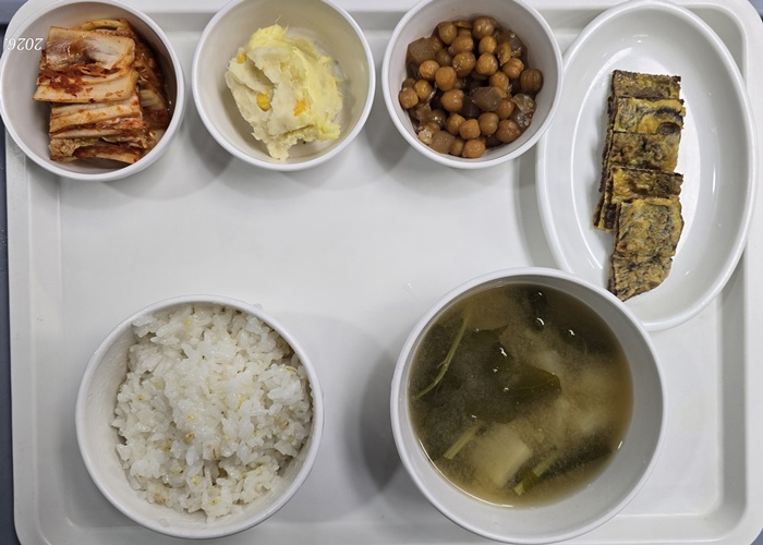 2d328976176faa23c651d36d03b06298_1776994