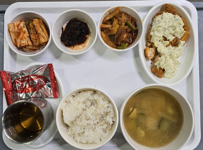 a296254bd32ce964bdd47ba833857057_1776224