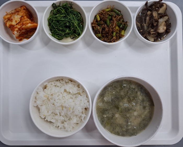 cdf56dad6d73ecf3e6f2b6fb2da0d96d_1776665